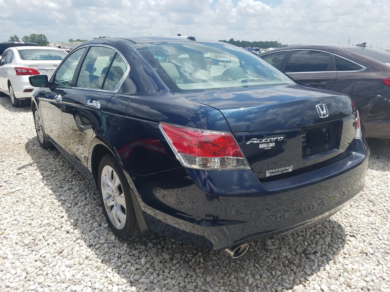 Photo 3 from auction – 2010 HONDA ACCORD EXL with VIN 5KBCP3F89AB015737