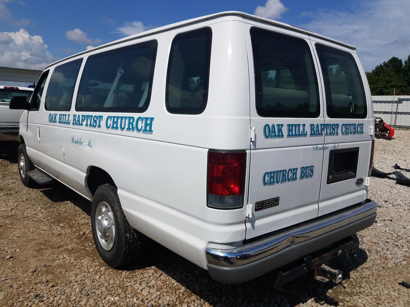 Photo 3 from auction – 2002 FORD ECONOLINE with VIN 1FBSS31L02HA64982