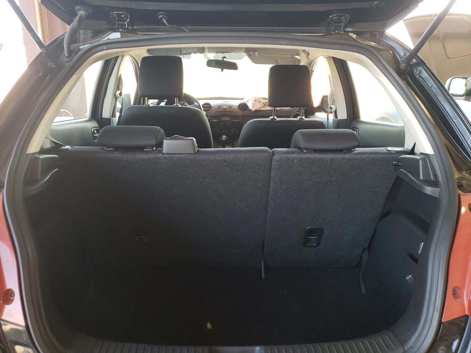 Photo 9 from auction – 2013 MAZDA MAZDA2 with VIN JM1DE1KZ3D0163557