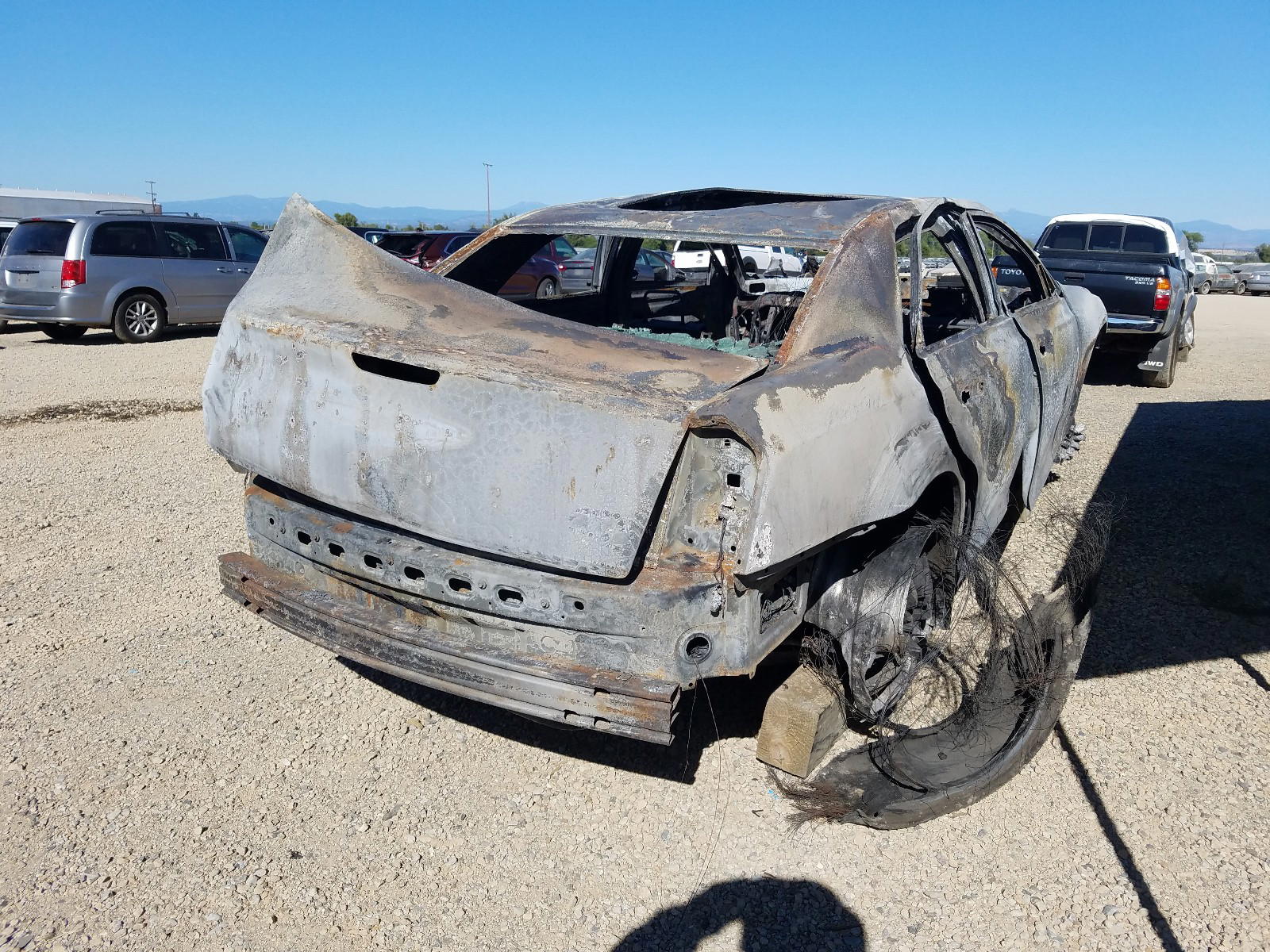 Photo 4 from auction – 2013 CHRYSLER 300 S with VIN 2C3CCABT9DH585264
