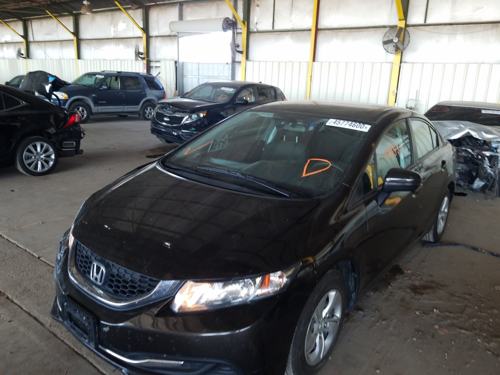 Photo 2 from auction – 2014 HONDA CIVIC LX with VIN 2HGFB2F52EH547102