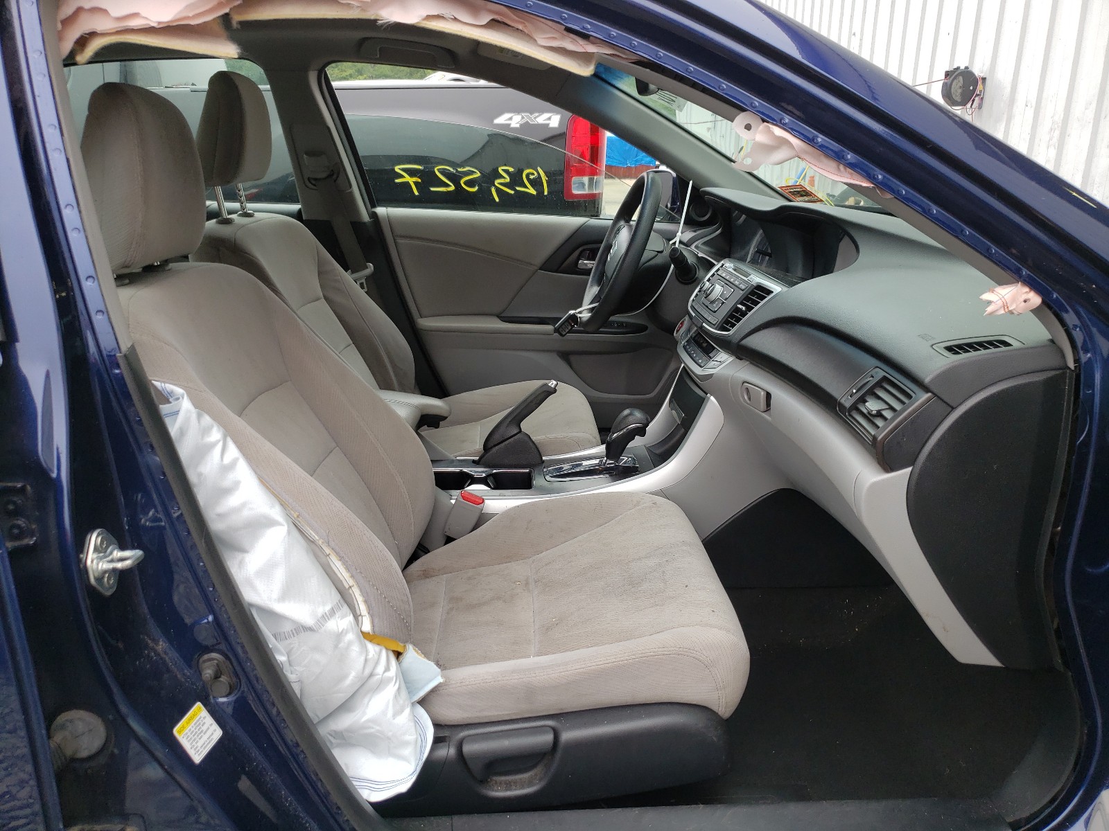 Photo 5 from auction – 2013 HONDA ACCORD EX with VIN 1HGCR2F7XDA148029