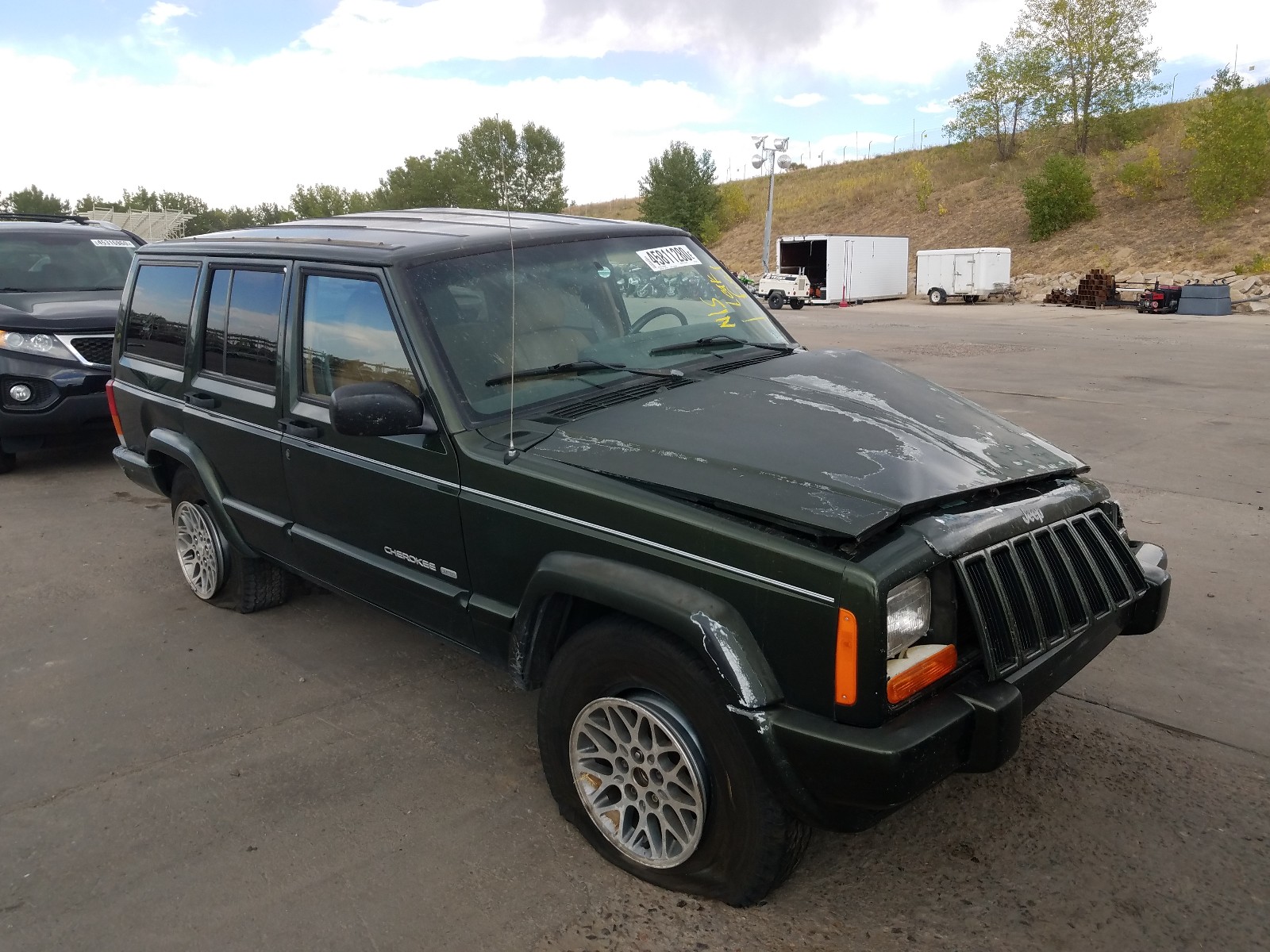 Photo 1 from auction – 1998 JEEP CHEROKEE L with VIN 1J4FT78S7WL272417