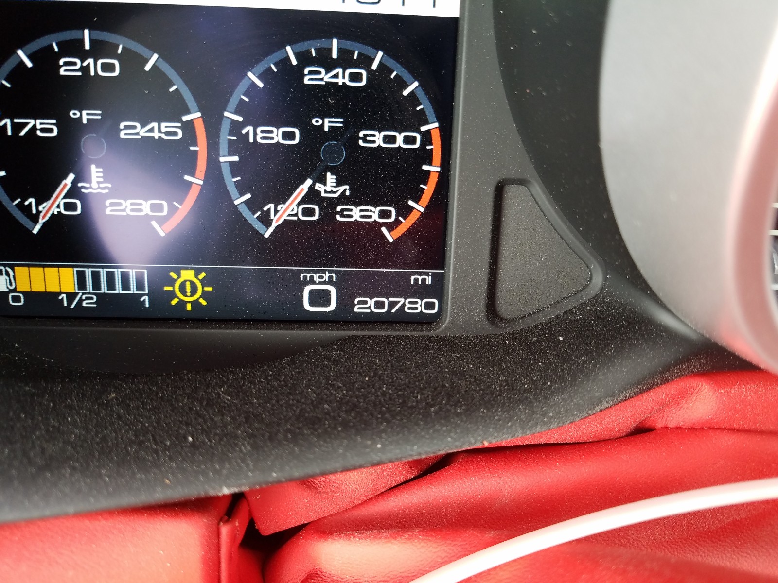 Photo 18 from auction – 2016 FERRARI CALIFORNIA with VIN ZFF77XJA7G0216921