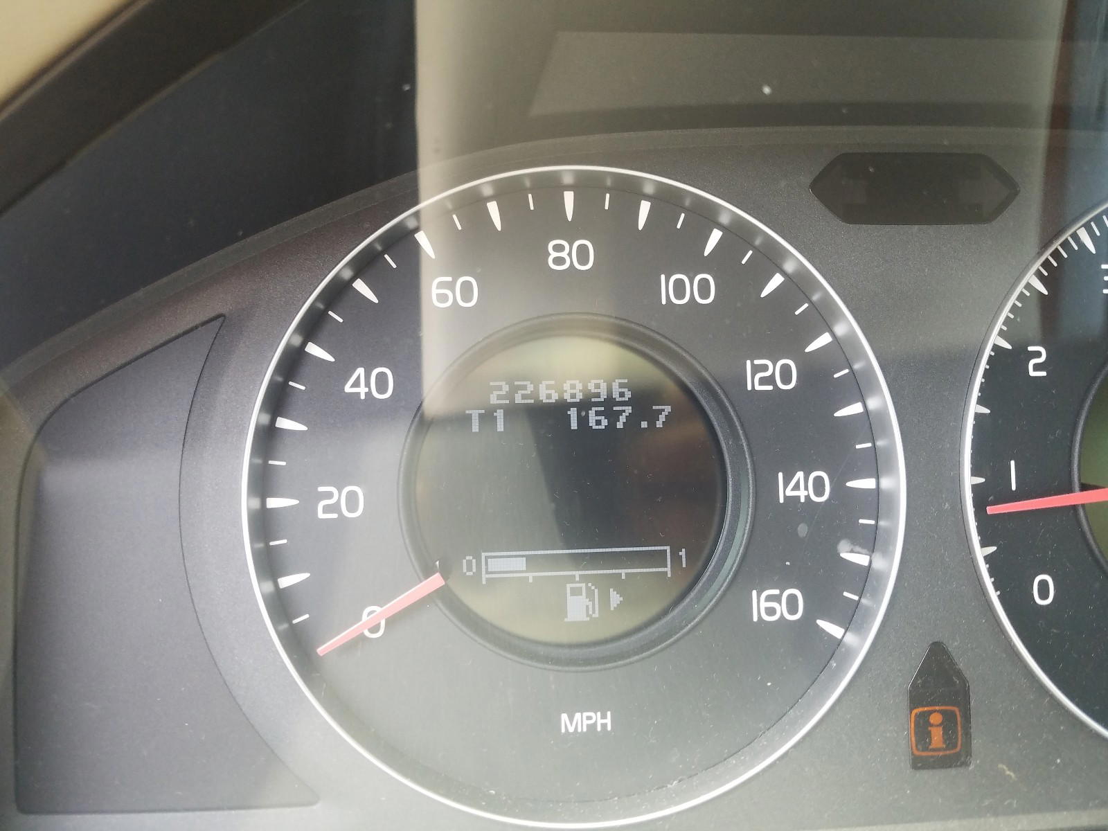 Photo 8 from auction – 2008 VOLVO XC70 with VIN YV4BZ982681001827