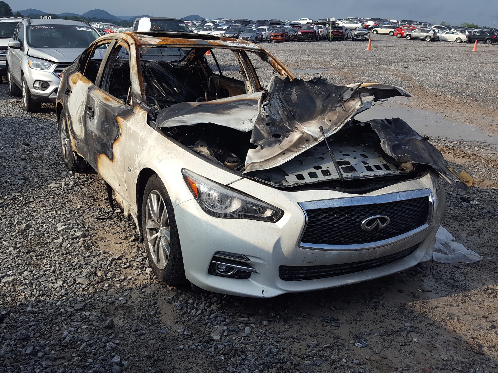 INFINITI Q50 BASE 2015 with VIN JN1BV7AP4FM352775 - Photo from auction