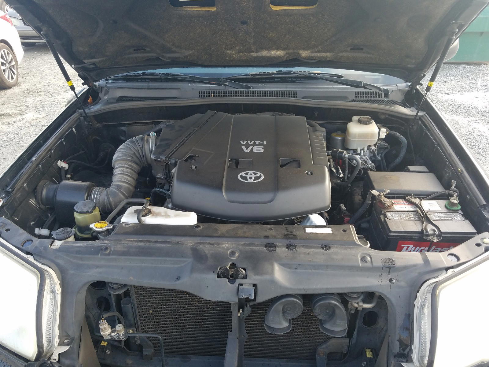 Photo 7 from auction – 2006 TOYOTA 4RUNNER SR with VIN JTEZU14R960073690