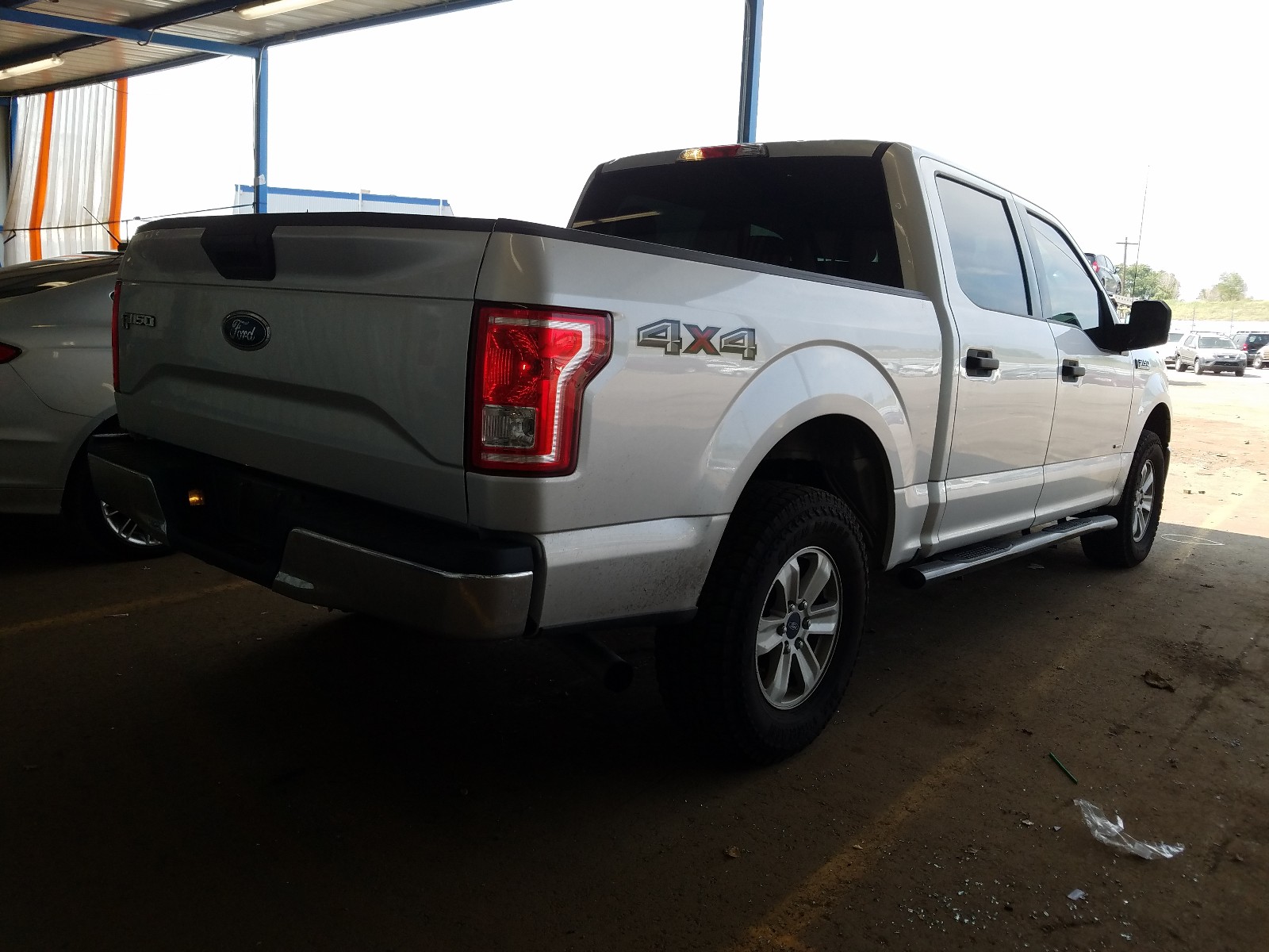 Photo 4 from auction – 2017 FORD F150 SUPER with VIN 1FTEW1EP9HKD44538