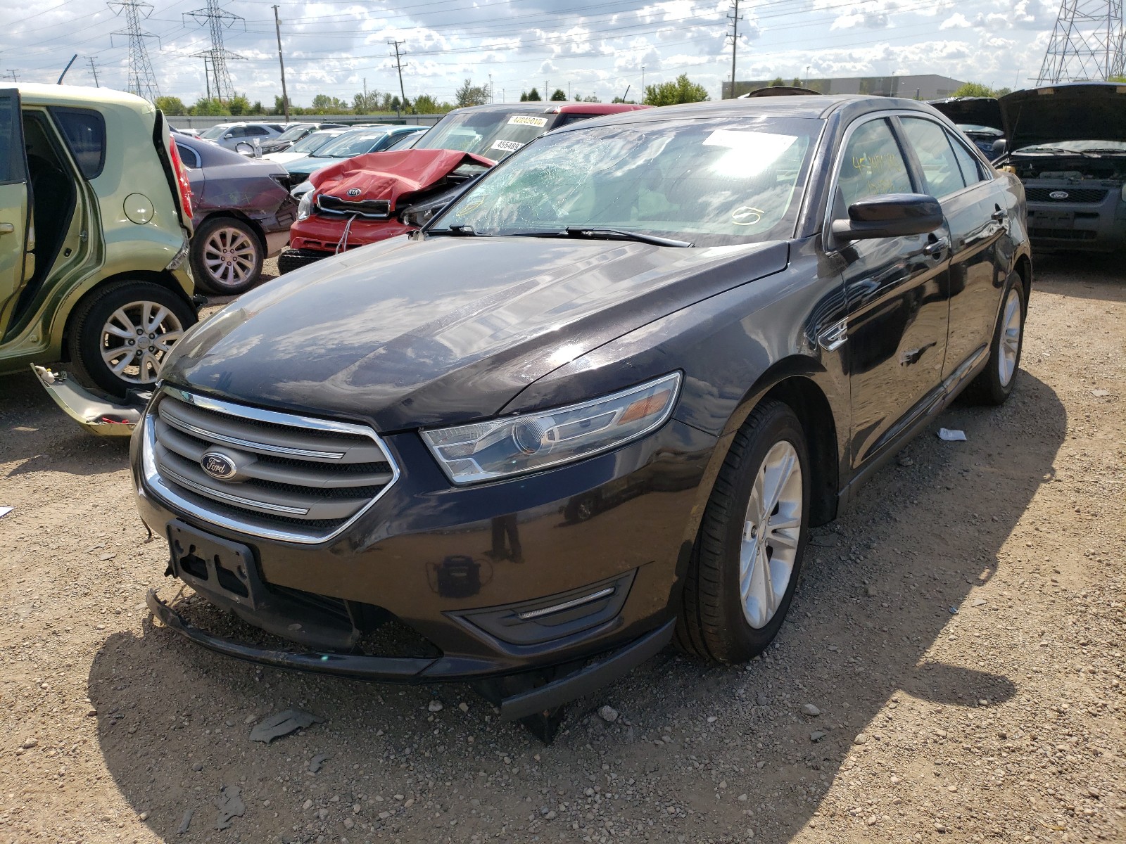 Foto 2 de la subasta – 2013 FORD TAURUS SEL con VIN 1FAHP2E86DG144230