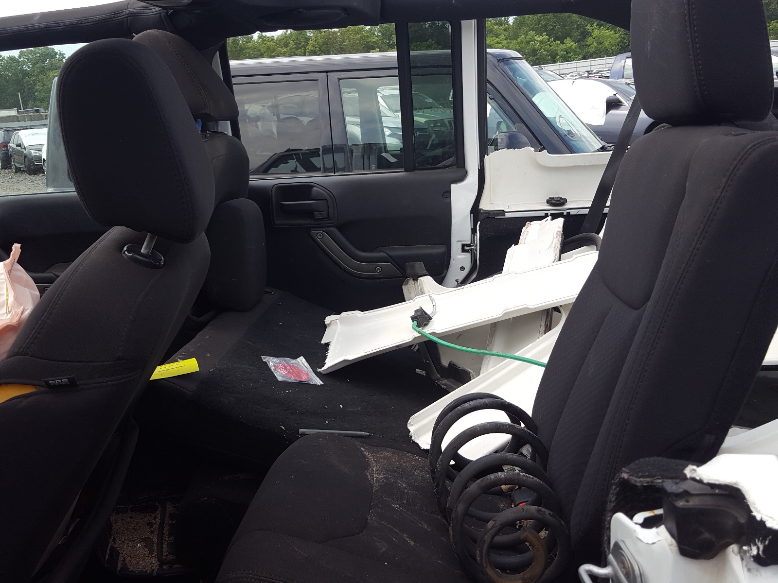 Photo 6 from auction – 2013 JEEP WRANGLER U with VIN 1C4HJWDGXDL648573