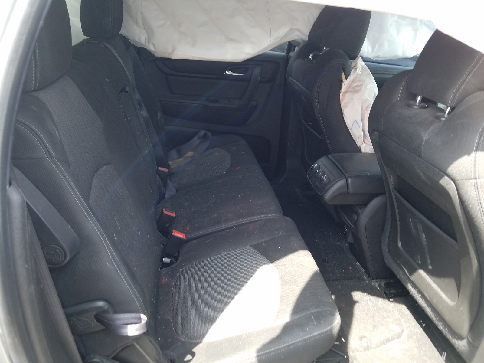 Photo 6 from auction – 2014 CHEVROLET TRAVERSE L with VIN 1GNKRGKD8EJ375926