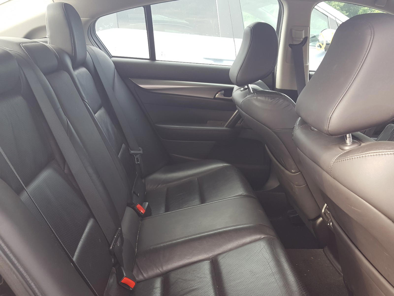 Photo 6 from auction – 2010 ACURA TL with VIN 19UUA8F52AA000482