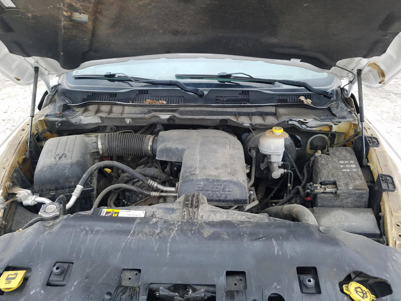 Photo 7 from auction – 2014 RAM 1500 SLT with VIN 1C6RR7GG0ES449805