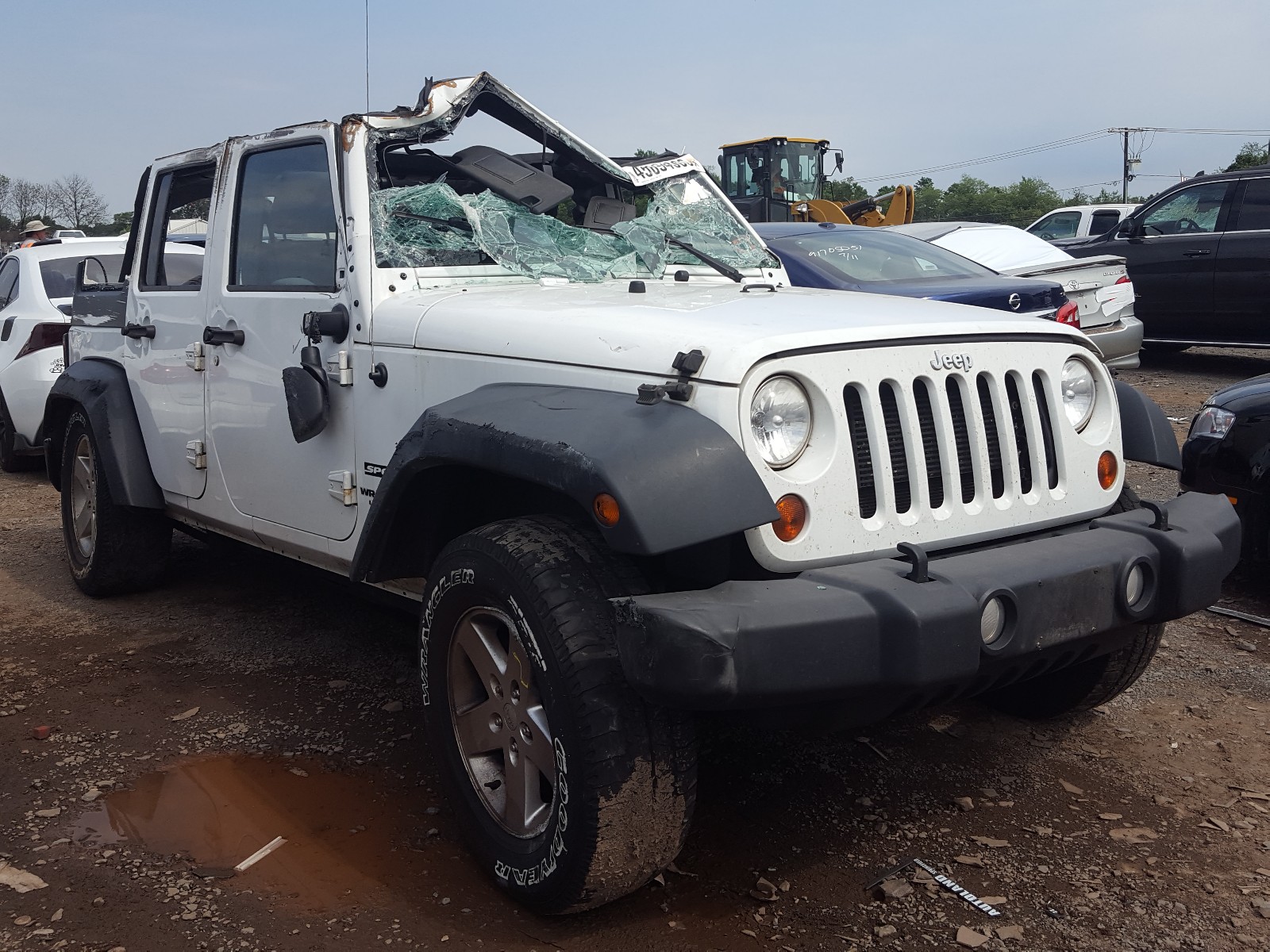 JEEP WRANGLER U 2013 with VIN 1C4HJWDGXDL648573 - Photo from auction