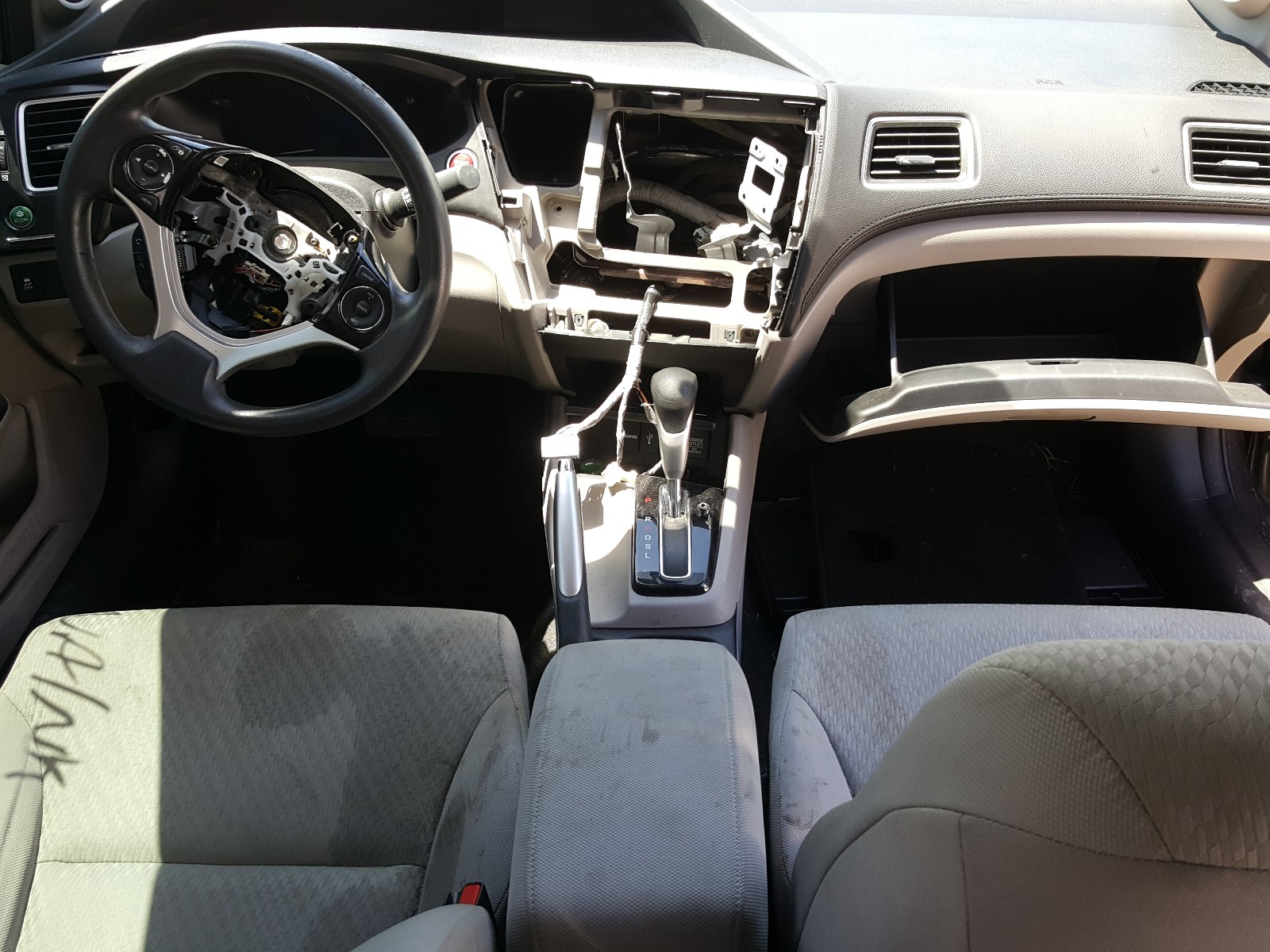 صورة رقم 9 من المزاد - 2014 HONDA CIVIC EX مع VIN 19XFB2F89EE005418