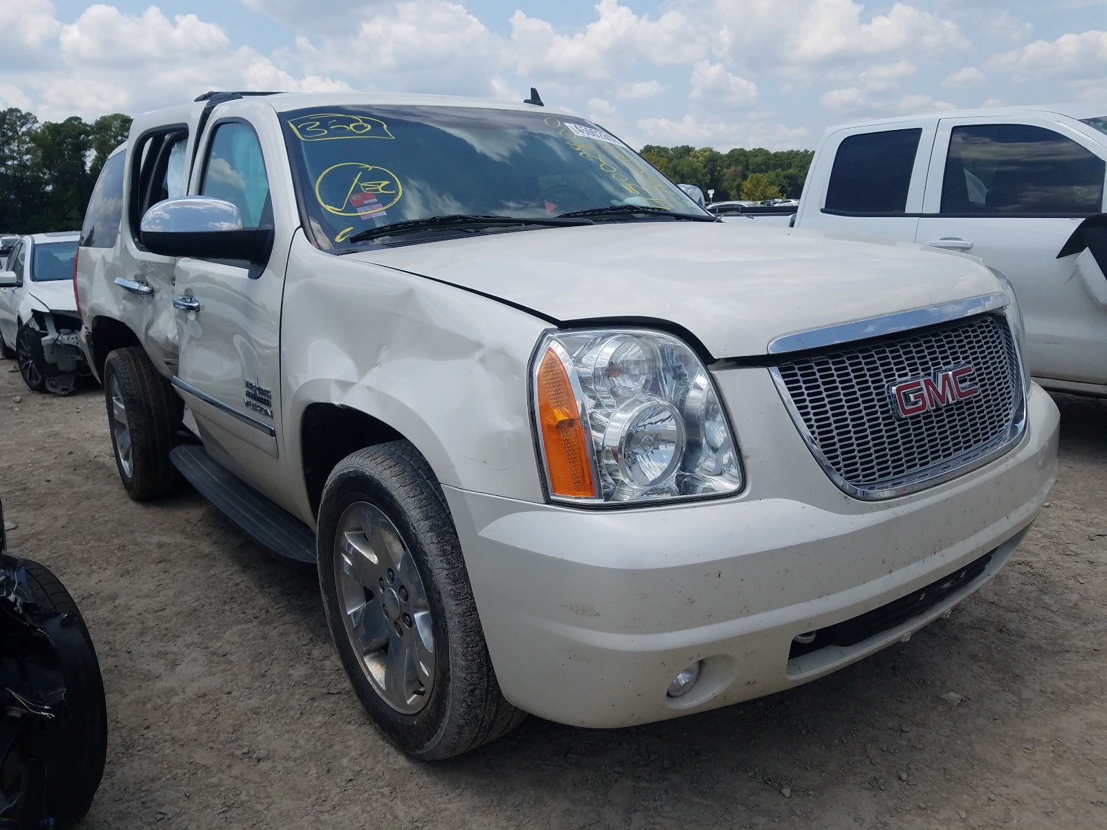 Photo 1 from auction – 2013 GMC YUKON SLT with VIN 1GKS1CE03DR319866