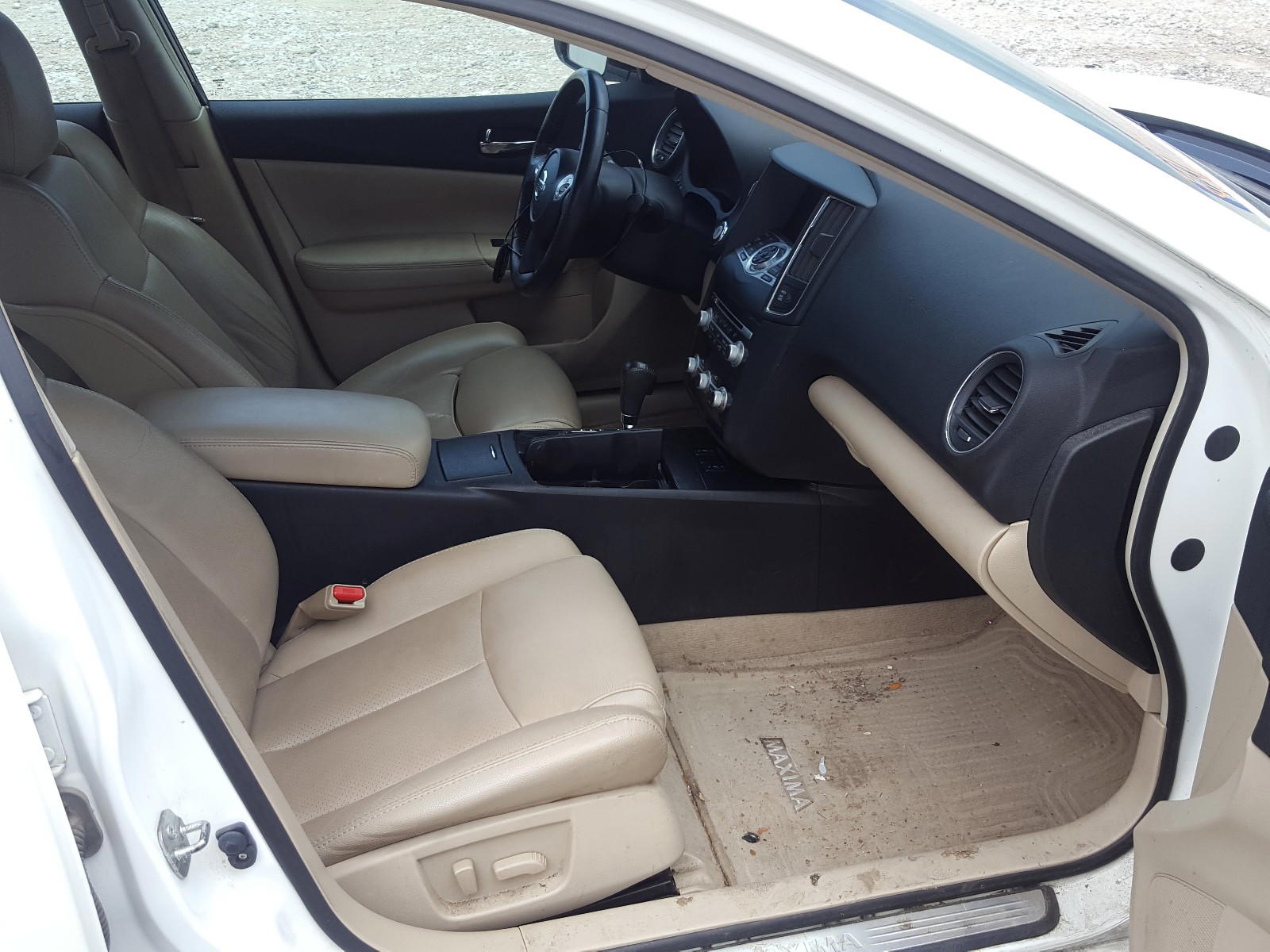 Photo 5 from auction – 2012 NISSAN MAXIMA S with VIN 1N4AA5AP9CC825327