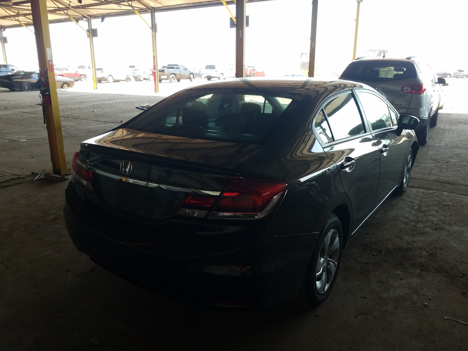 Photo 4 from auction – 2014 HONDA CIVIC LX with VIN 2HGFB2F52EH547102