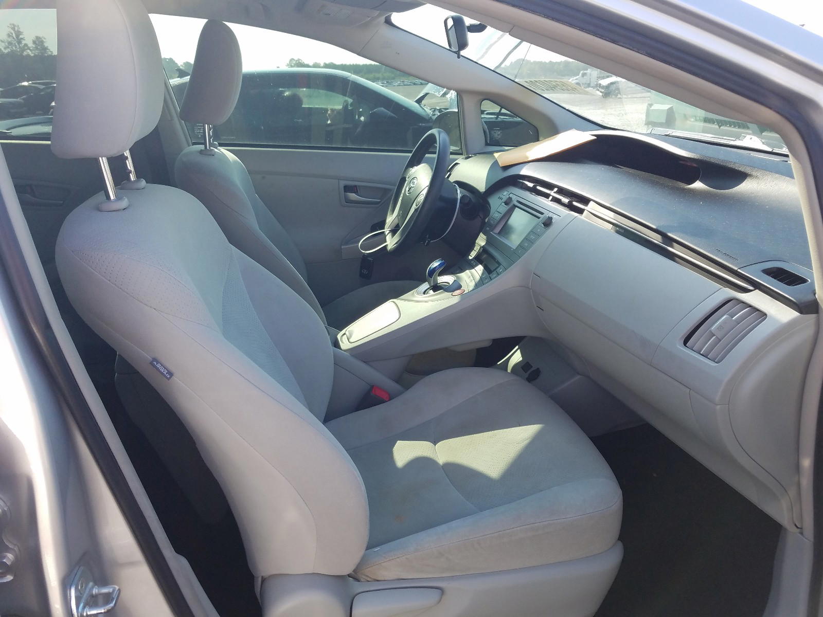 Photo 5 from auction – 2012 TOYOTA PRIUS with VIN JTDKN3DU7C5448588