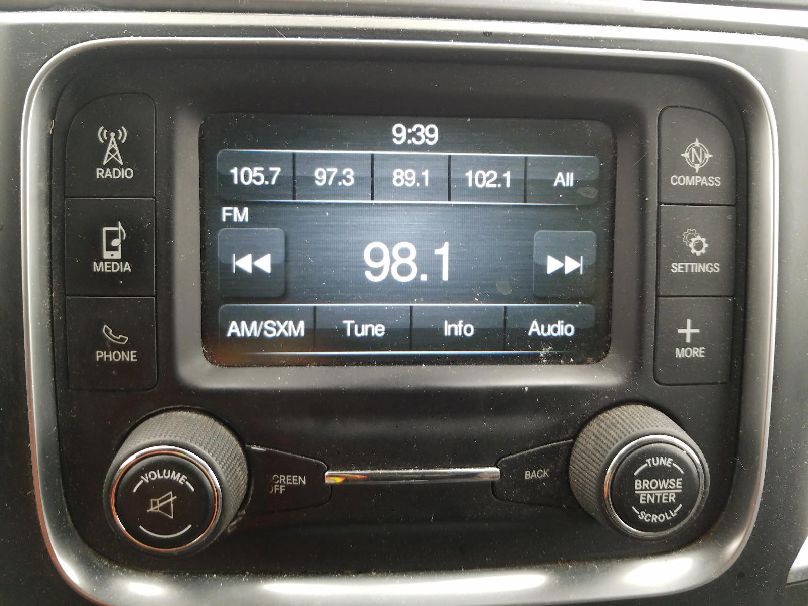 Photo 9 from auction – 2014 RAM 1500 SLT with VIN 1C6RR7GG0ES449805
