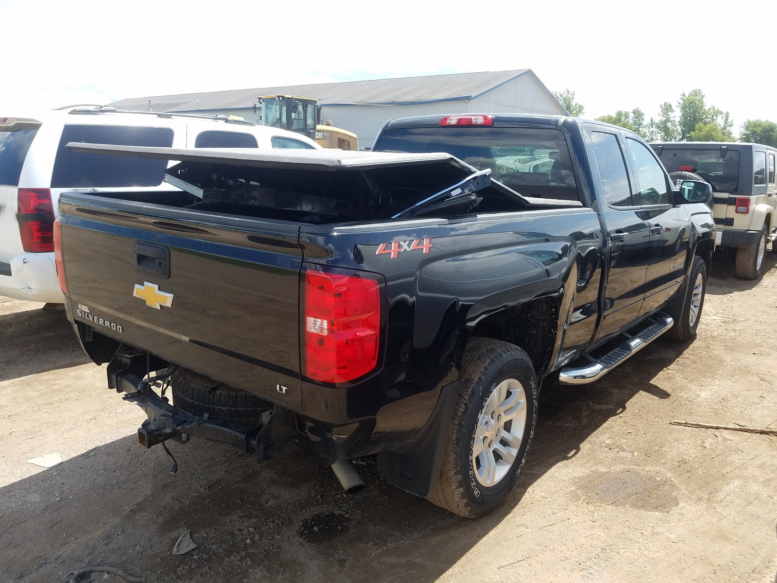 Photo 4 from auction – 2018 CHEVROLET SILVERADO with VIN 1GCVKREC4JZ366693