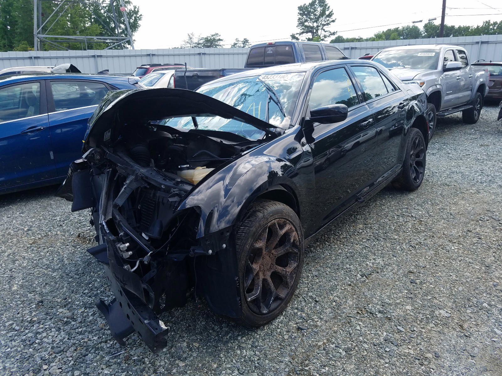 Photo 2 from auction – 2015 CHRYSLER 300 S with VIN 2C3CCABG1FH792737
