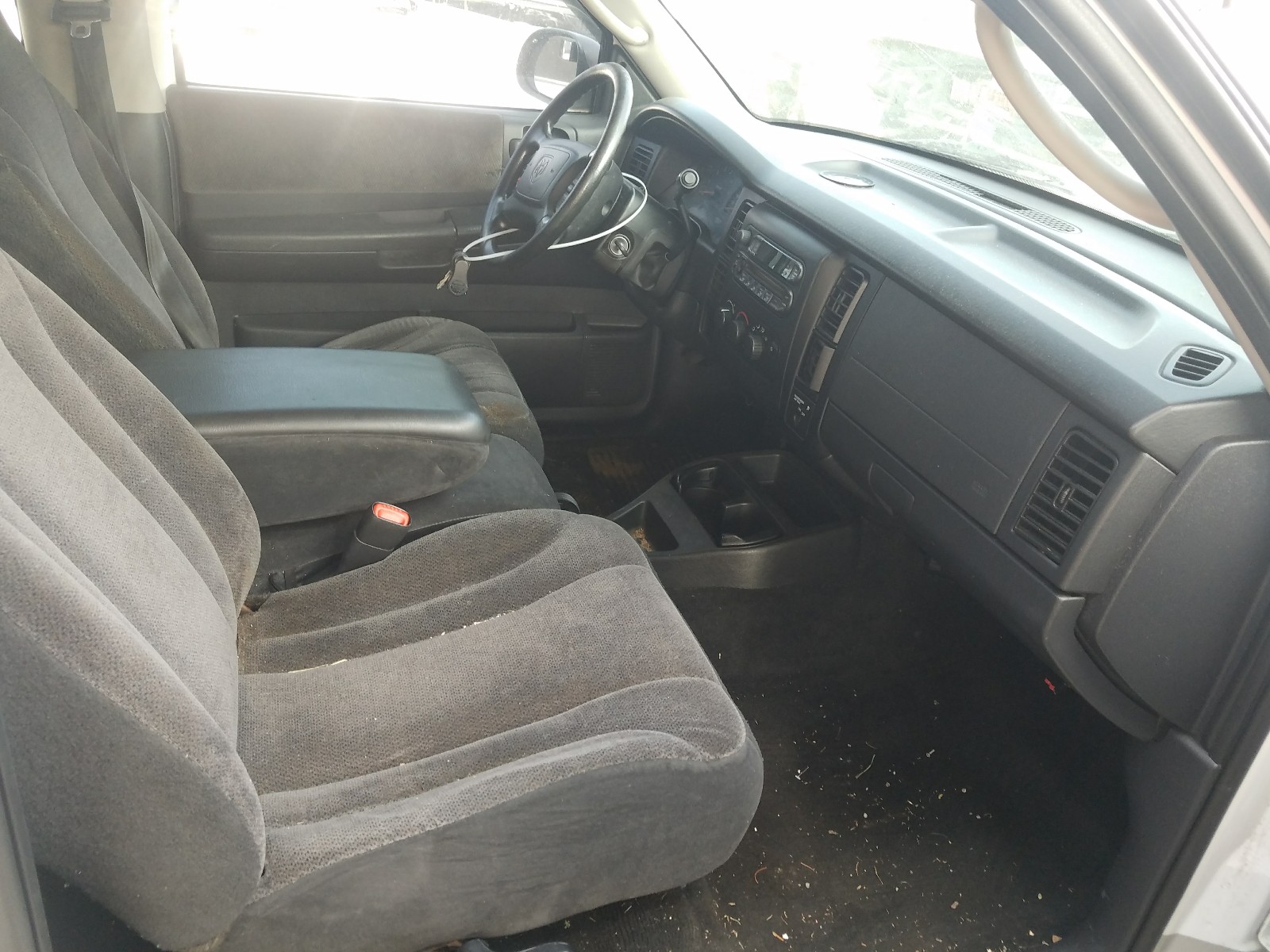 Zdjęcie 5 z aukcji – 2004 DODGE DAKOTA SLT z VIN 1D7GL42N44S735070