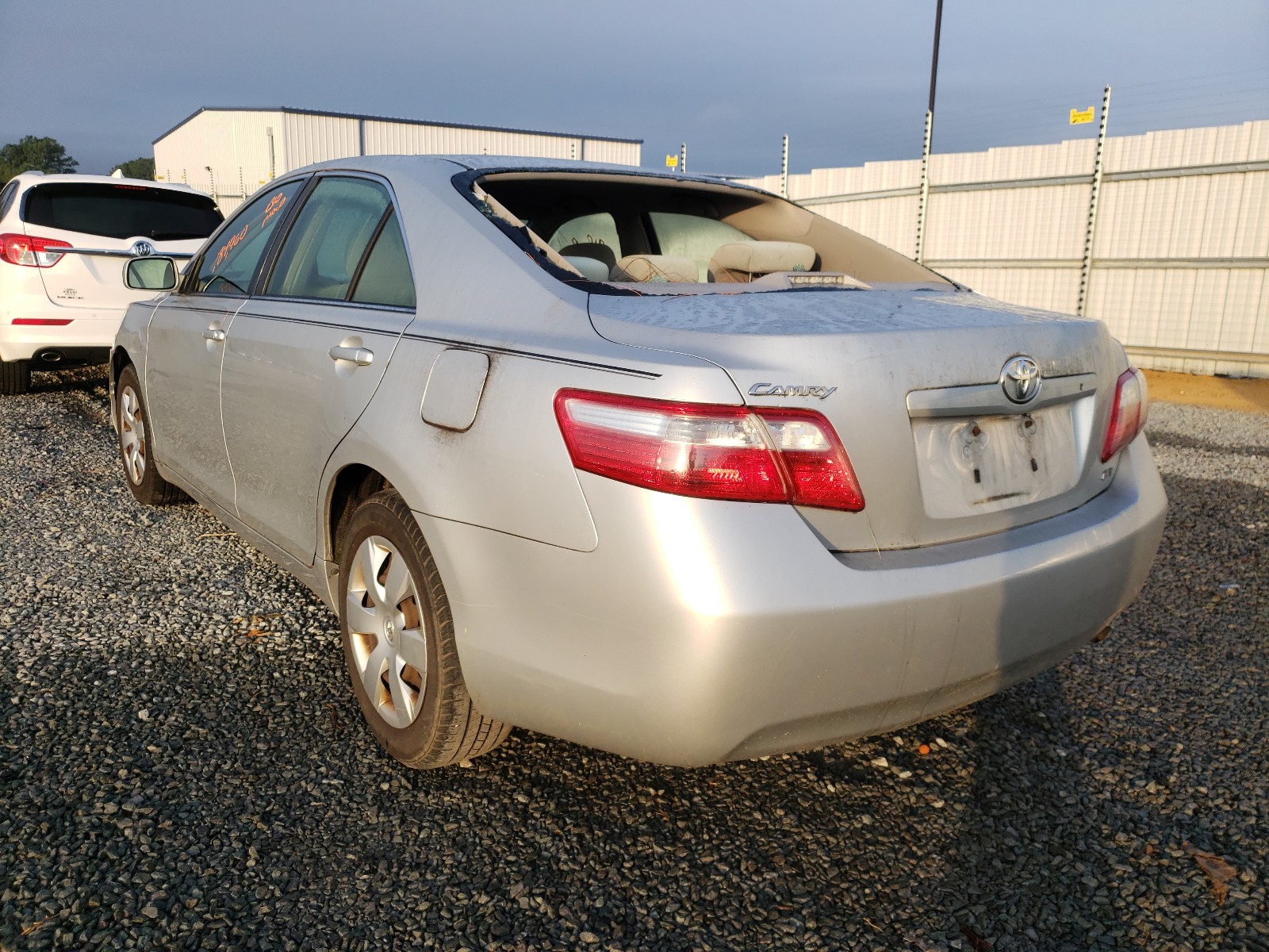 Photo 3 from auction – 2007 TOYOTA CAMRY CE with VIN 4T1BE46K47U026237