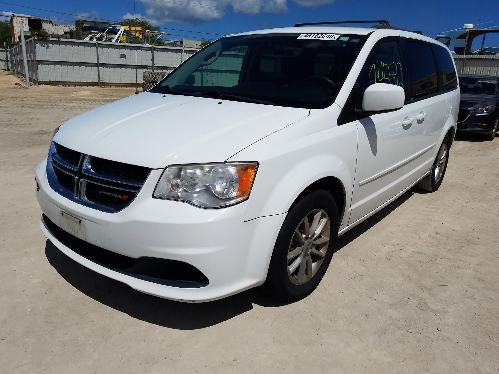 Photo 2 from auction – 2014 DODGE GRAND CARA with VIN 2C4RDGCG7ER323276
