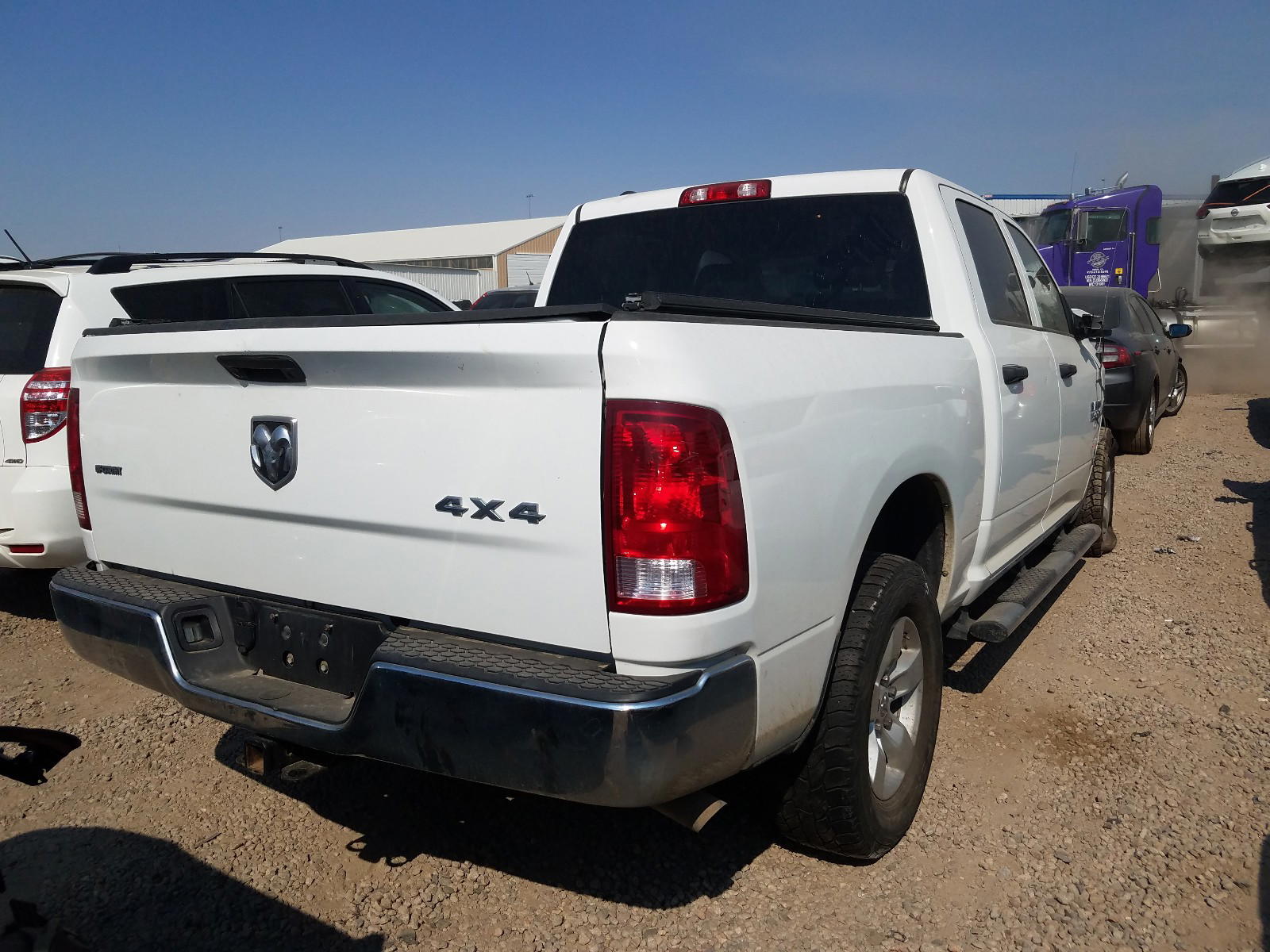 Photo 4 from auction – 2016 RAM 1500 ST with VIN 1C6RR7KT0GS212951