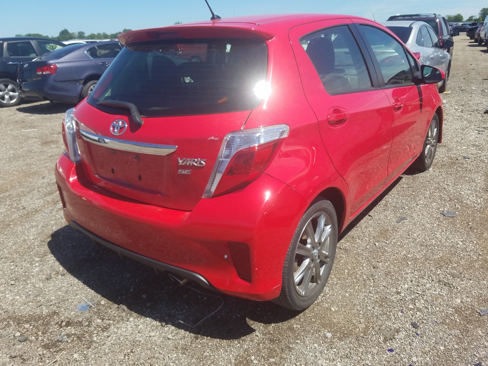 Photo 4 from auction – 2012 TOYOTA YARIS with VIN JTDKTUD39CD541122