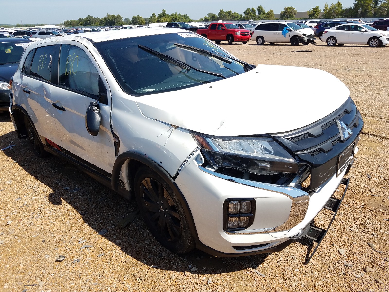 MITSUBISHI OUTLANDER 2020 with VIN JA4AP3AU9LU027269 - Photo from auction