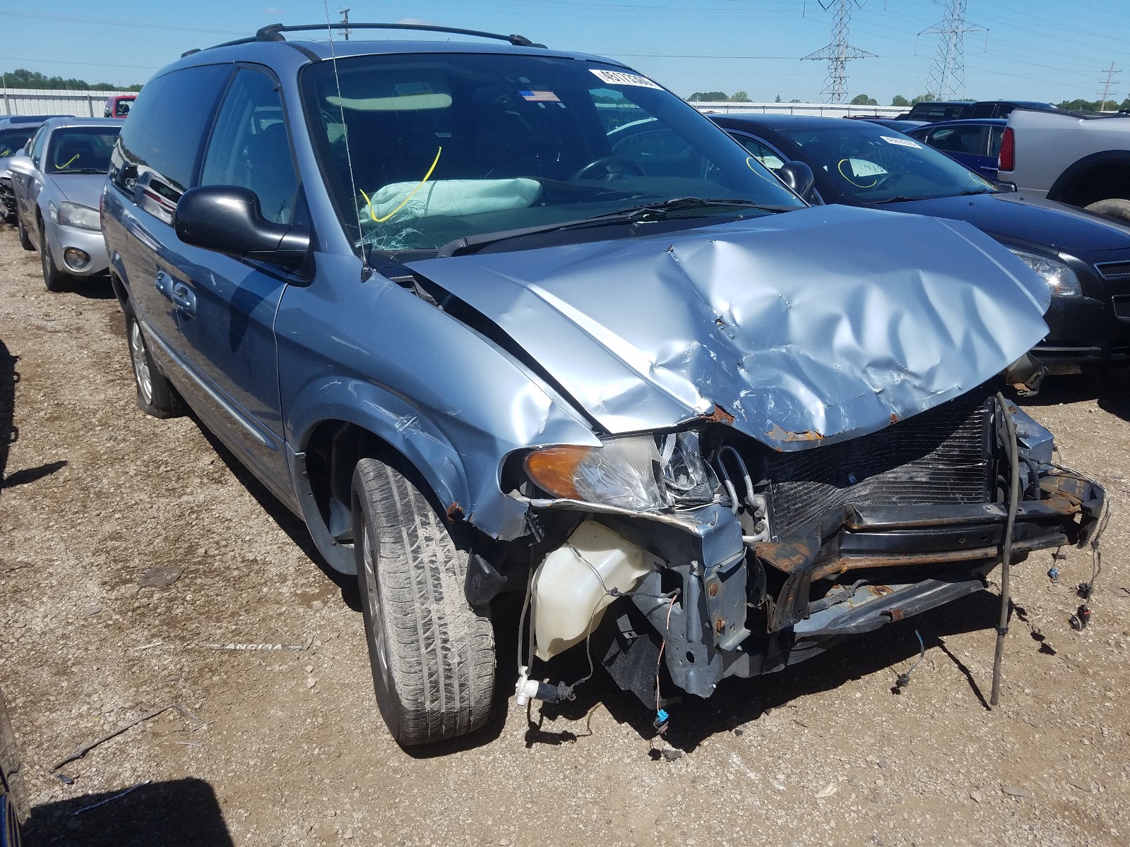 Photo 1 from auction – 2004 CHRYSLER TOWN & COU with VIN 2C4GP54L84R596370