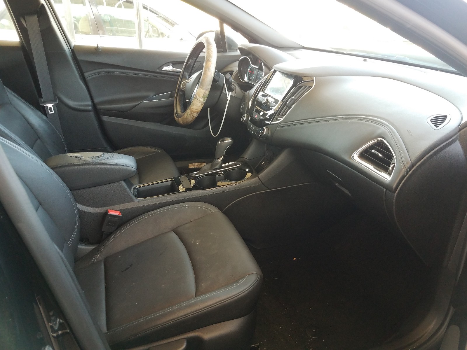 Photo 5 from auction – 2017 CHEVROLET CRUZE PREM with VIN 3G1BF6SM7HS535012