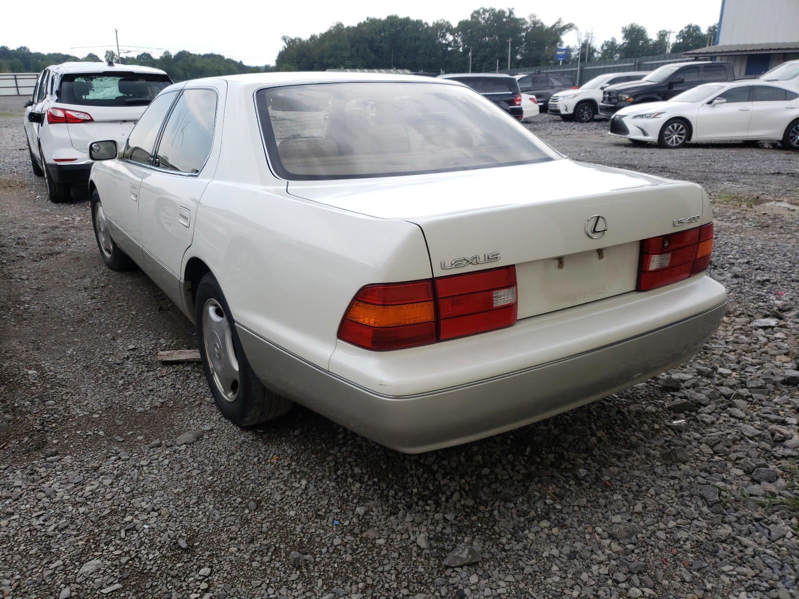 Photo 3 from auction – 1998 LEXUS LS 400 with VIN JT8BH28F8W0137183