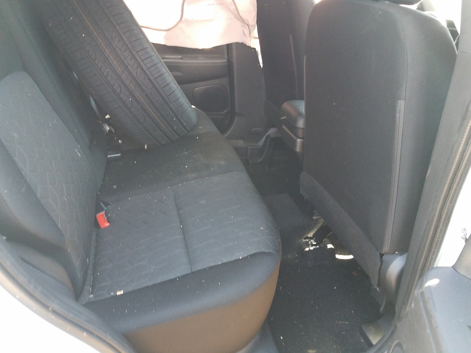 Photo 6 from auction – 2020 MITSUBISHI OUTLANDER with VIN JA4AP3AU9LU027269