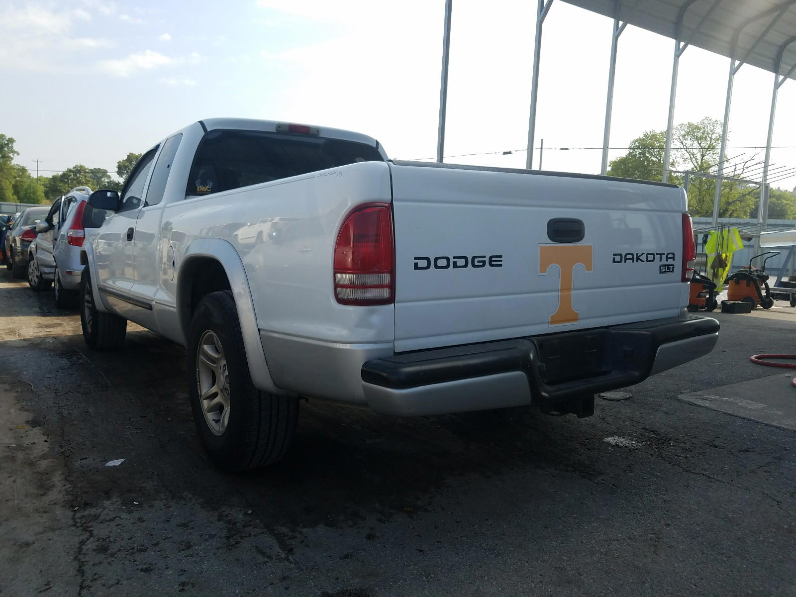 Photo 3 from auction – 2004 DODGE DAKOTA SLT with VIN 1D7GL42N44S735070