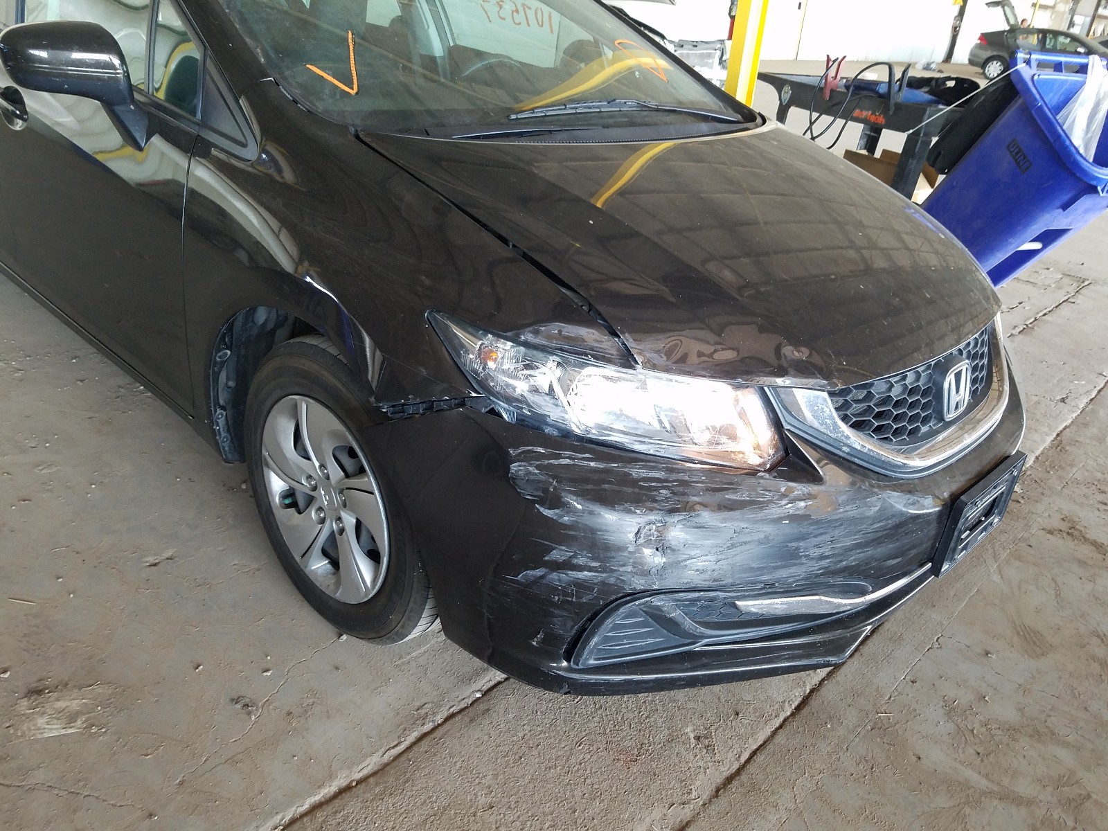 Photo 9 from auction – 2014 HONDA CIVIC LX with VIN 2HGFB2F52EH547102