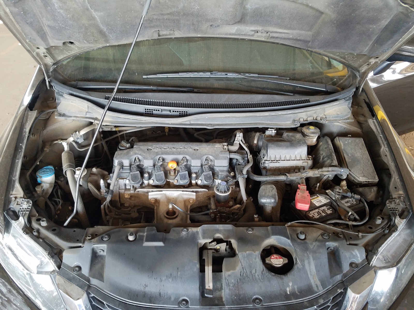 Photo 7 from auction – 2014 HONDA CIVIC LX with VIN 2HGFB2F52EH547102
