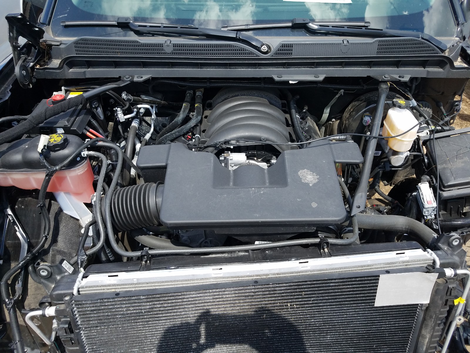 Photo 7 from auction – 2018 CHEVROLET SILVERADO with VIN 1GCVKREC4JZ366693