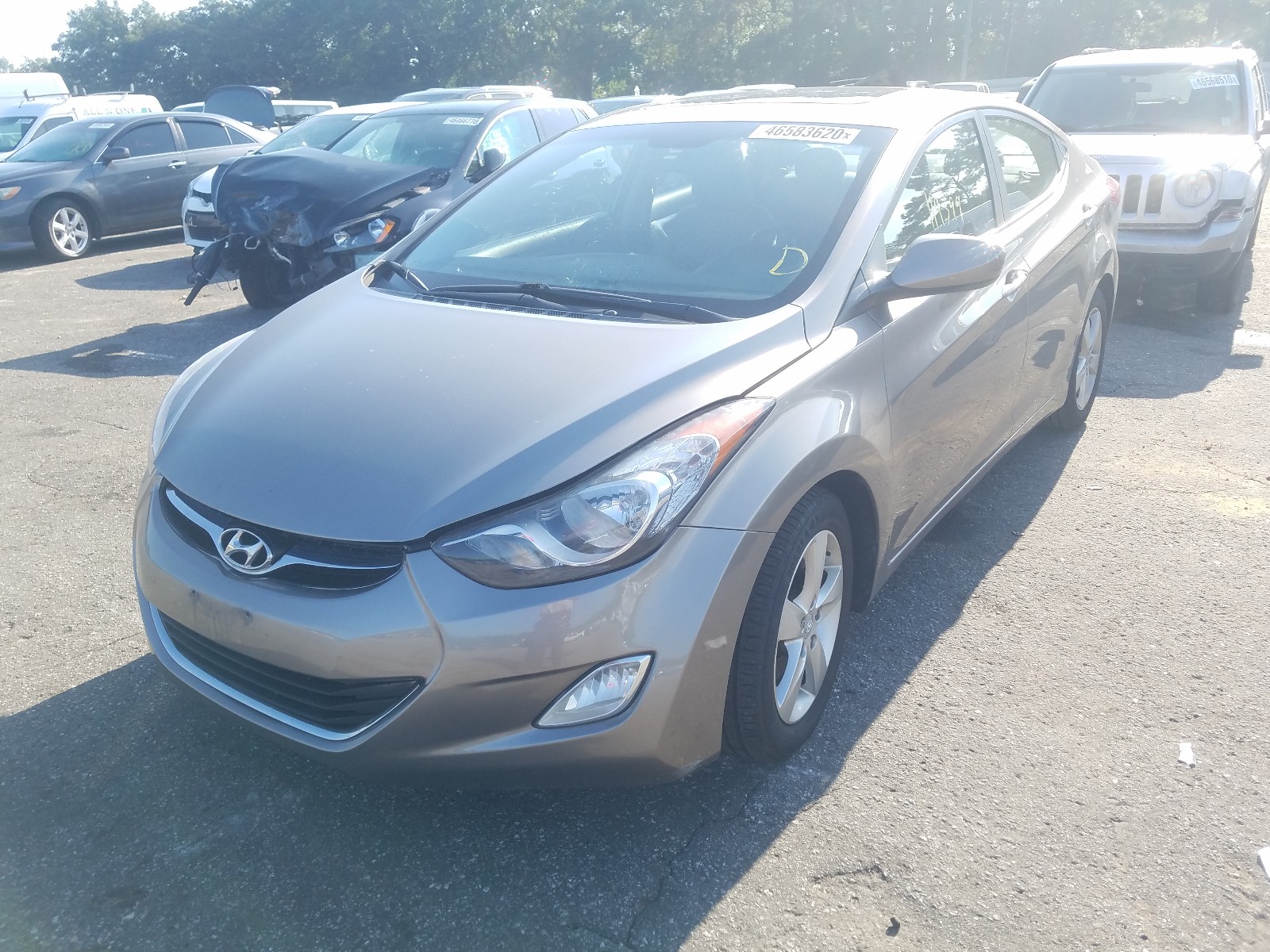 Photo 2 from auction – 2012 HYUNDAI ELANTRA GL with VIN 5NPDH4AE0CH078510