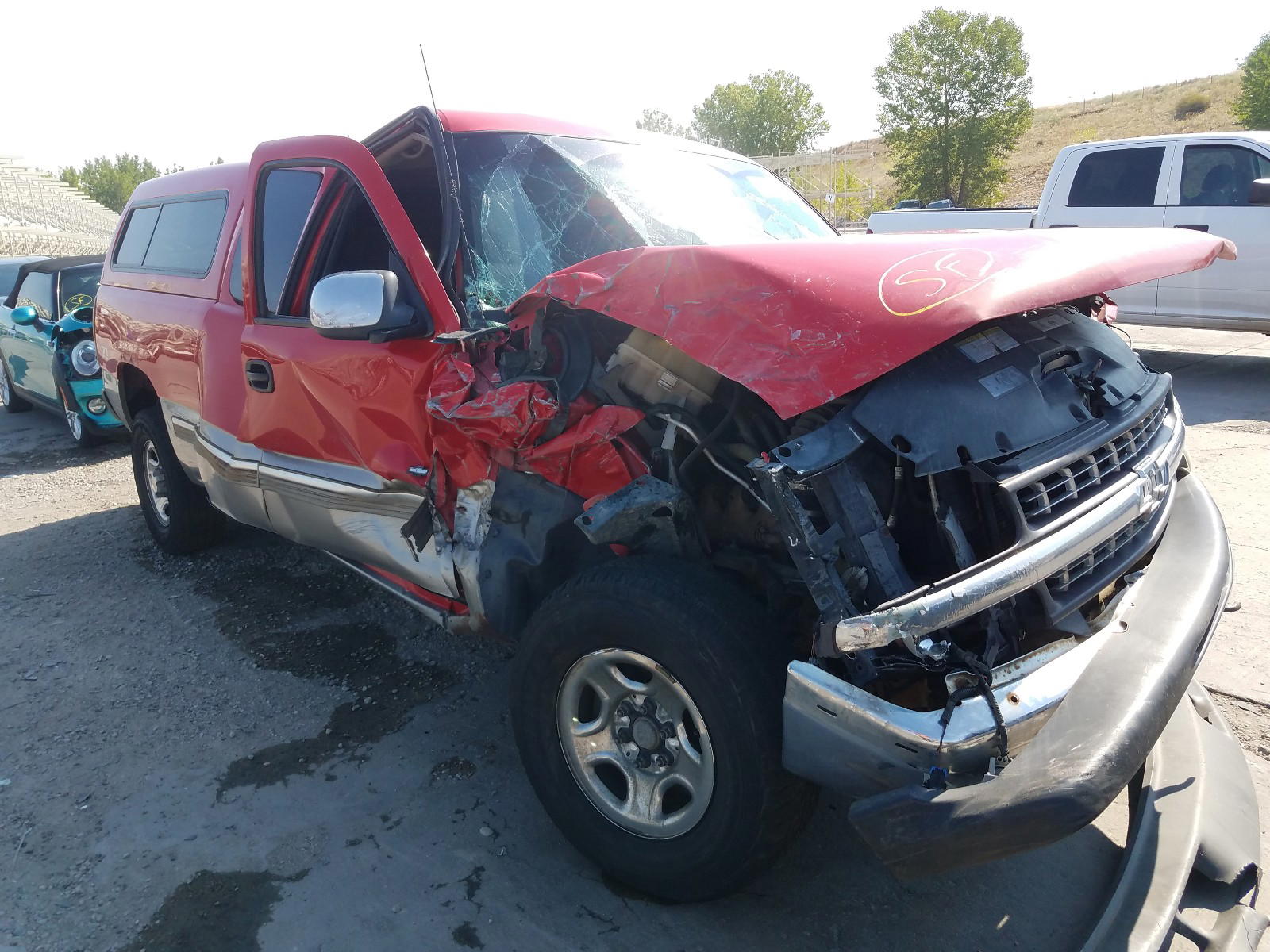 Photo 11 from auction – 2001 CHEVROLET SILVERADO with VIN 1GCEK19T01E251818