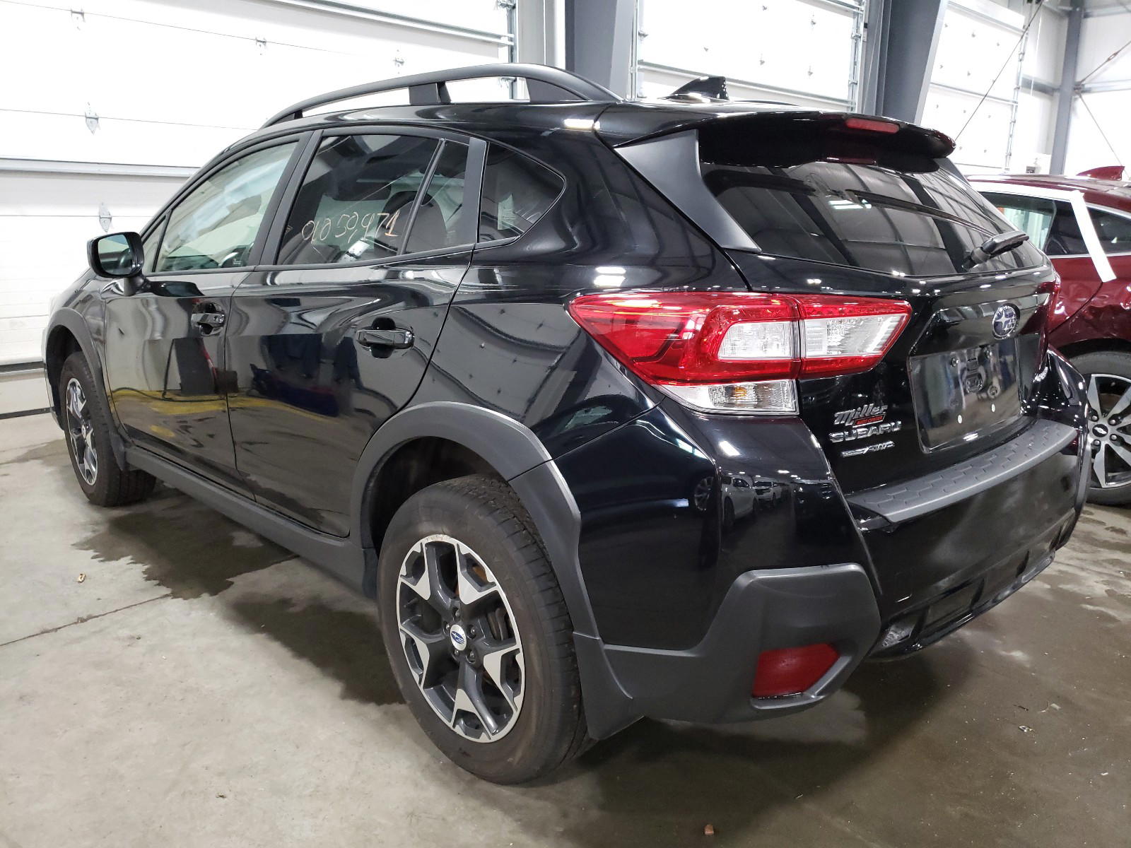 Photo 3 from auction – 2018 SUBARU CROSSTREK with VIN JF2GTABC0JH302699