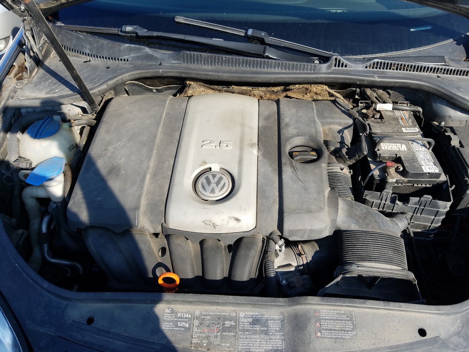 Photo 7 from auction – 2007 VOLKSWAGEN RABBIT with VIN WVWAR71KX7W227156