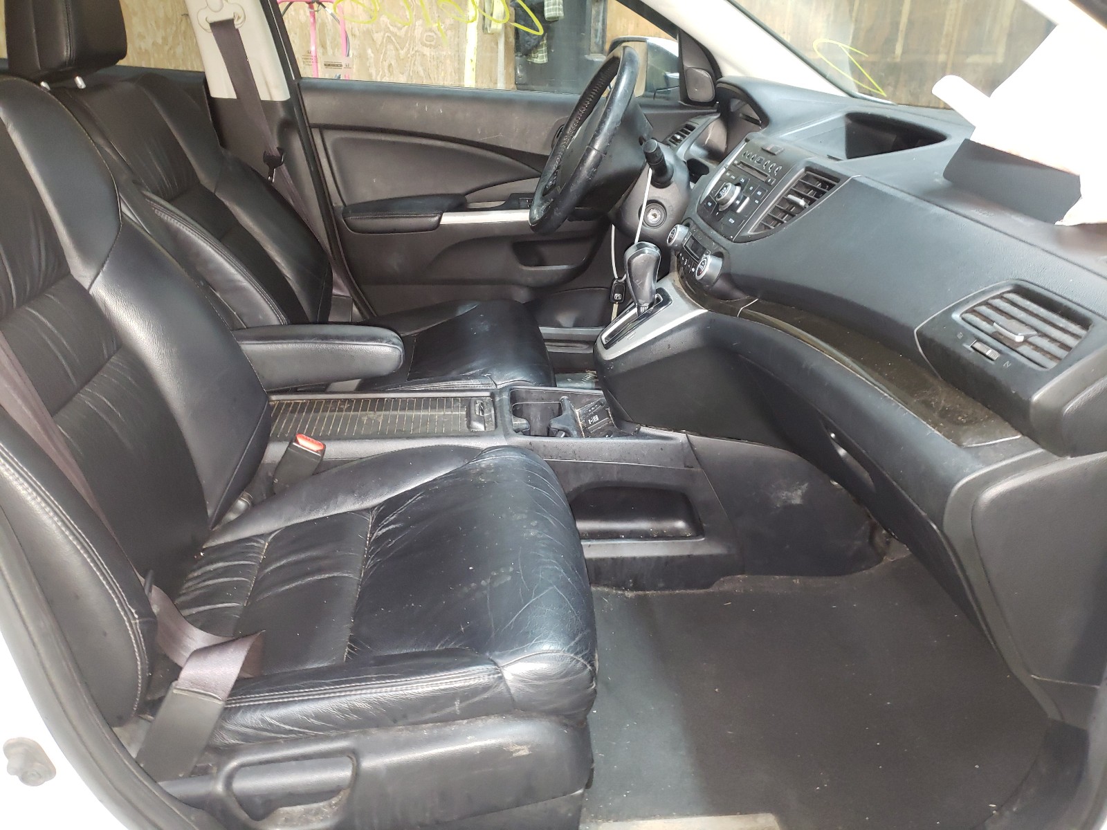 Photo 5 from auction – 2014 HONDA CR-V EXL with VIN 2HKRM4H70EH105801
