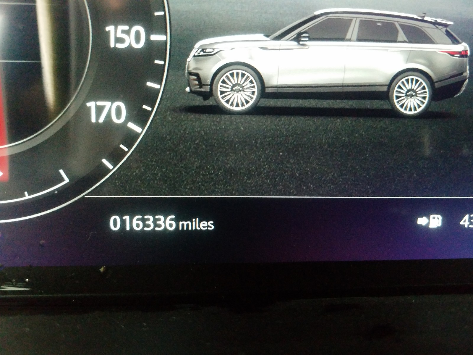 Zdjęcie 8 z aukcji – 2018 LAND ROVER RANGE ROVE z VIN SALYM2RV5JA757448