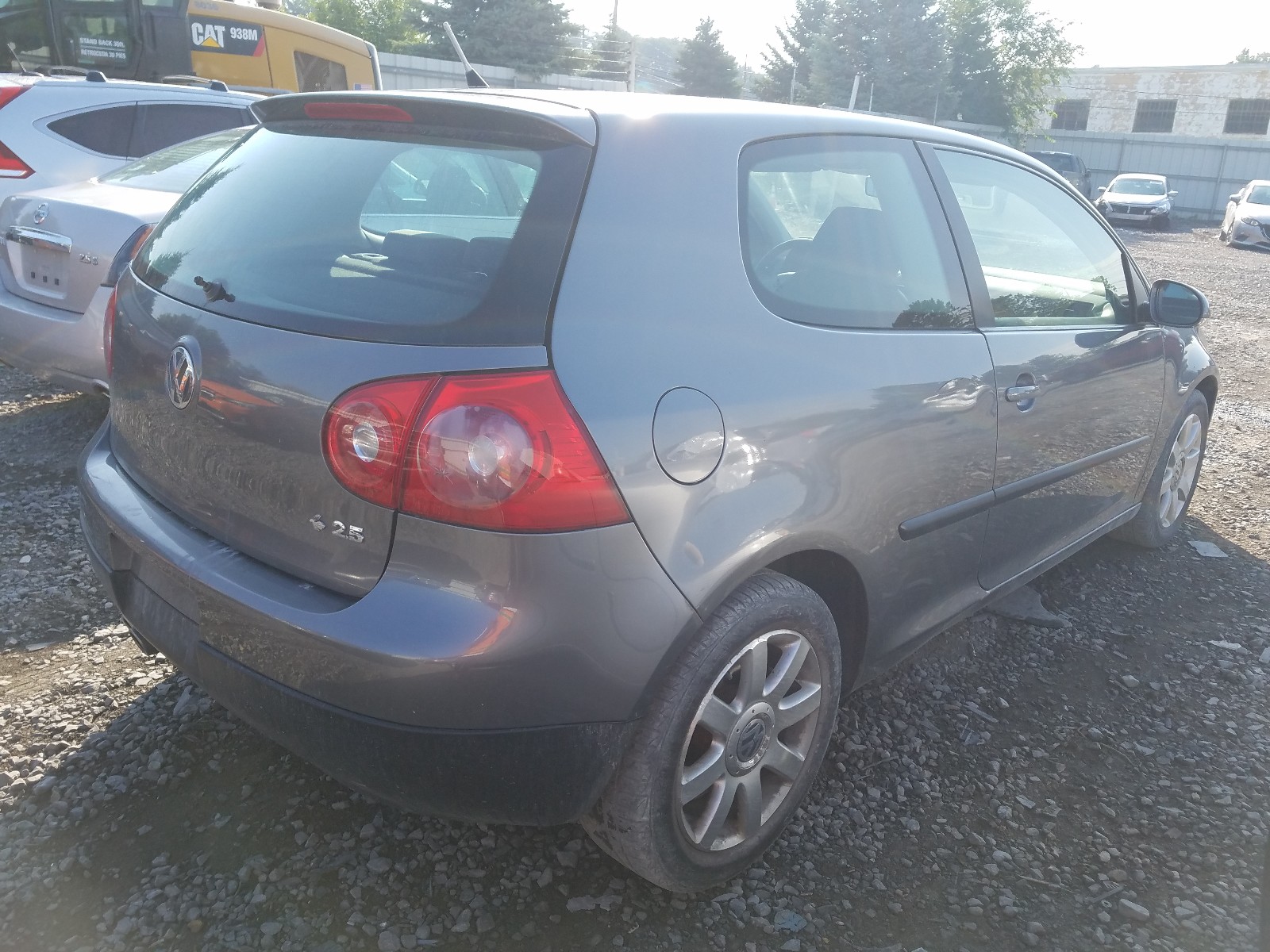 Photo 4 from auction – 2007 VOLKSWAGEN RABBIT with VIN WVWAR71KX7W227156