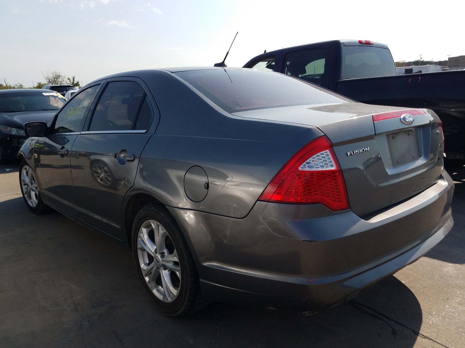 Photo 3 from auction – 2012 FORD FUSION SE with VIN 3FAHP0HA6CR436258