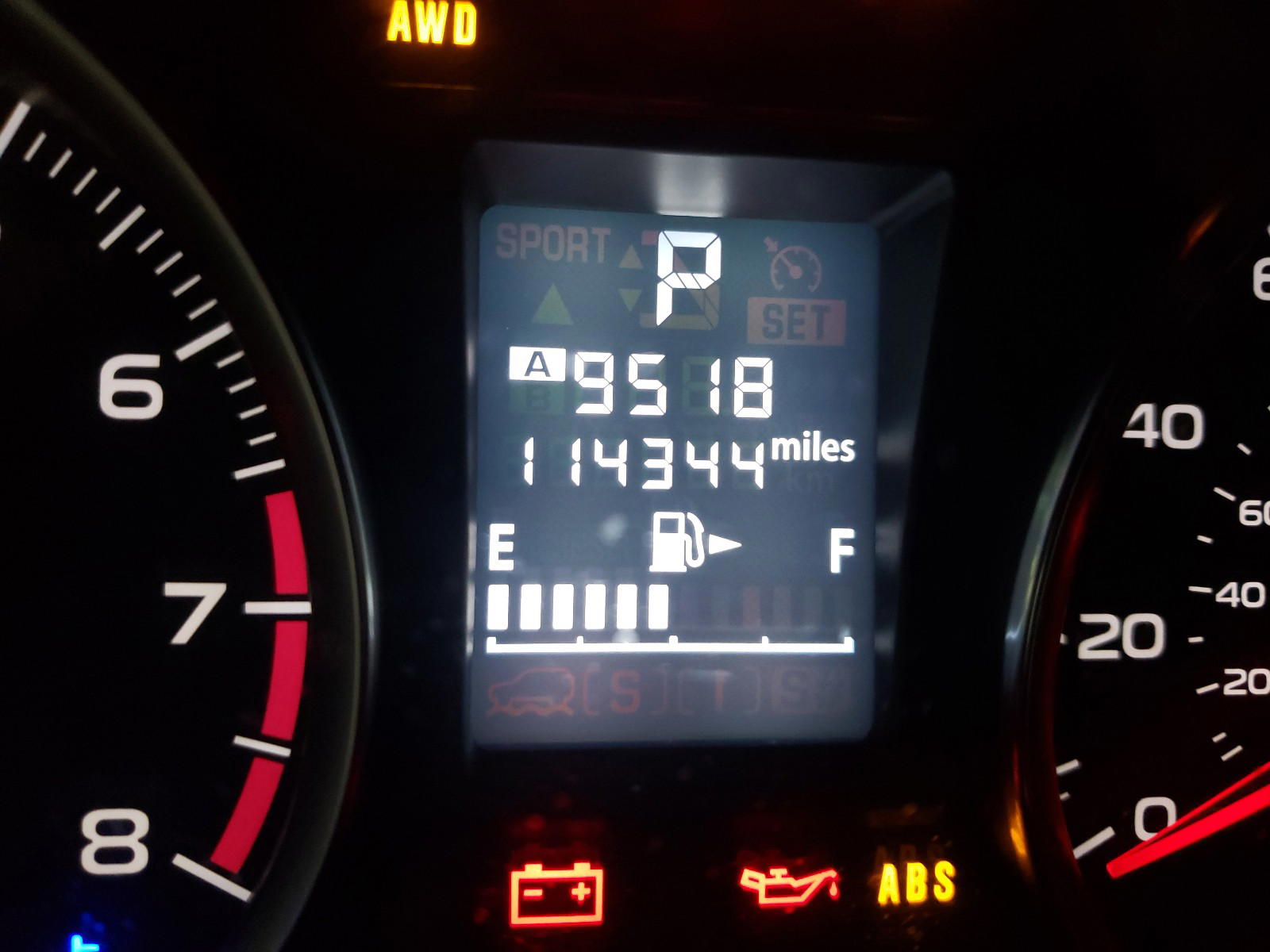 Photo 8 from auction – 2014 SUBARU XV CROSSTR with VIN JF2GPAGC6E8321146