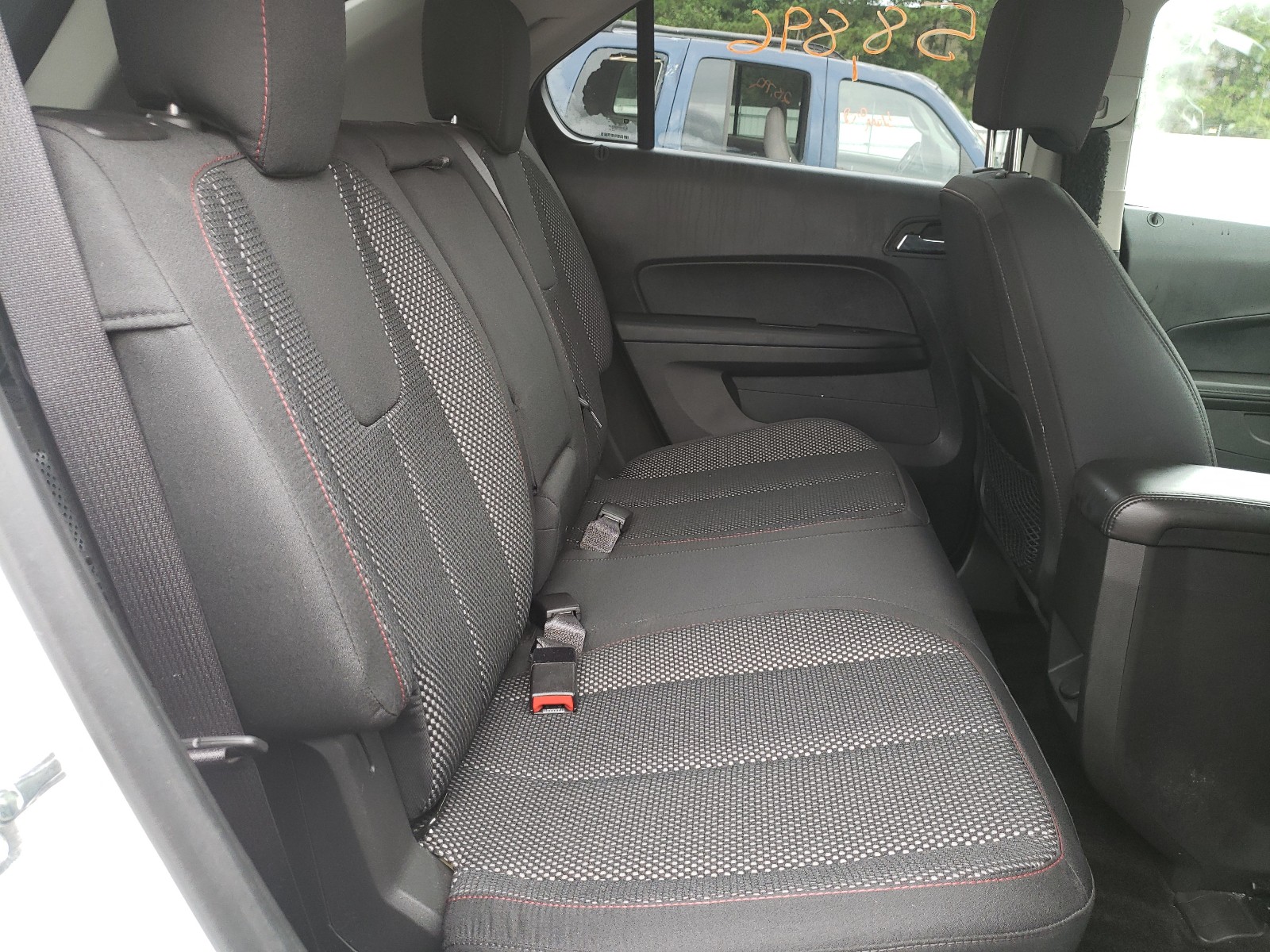 Photo 6 from auction – 2017 CHEVROLET EQUINOX LT with VIN 2GNALCEK9H6116251